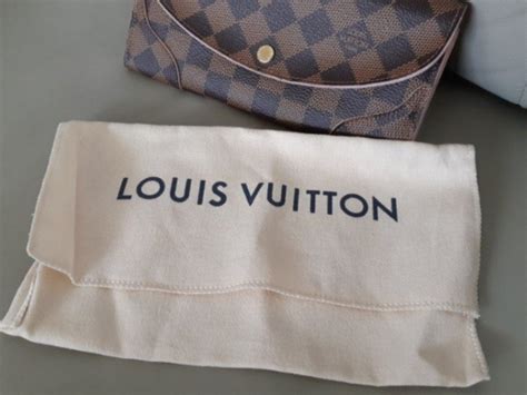 does the louis vuitton store authenticate bags|authentic Louis Vuitton dust bag.